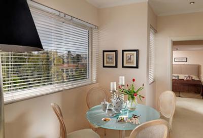 بست وسترن پلاس امبسی هتل