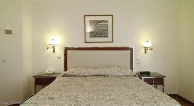 بست وسترن ایلیزیا