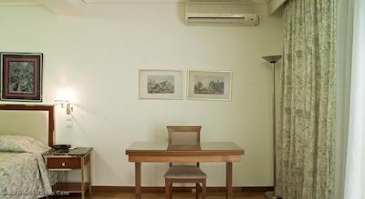 بست وسترن ایلیزیا