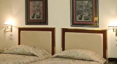 بست وسترن ایلیزیا