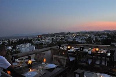 ال وینو هتل اند سوئیتس