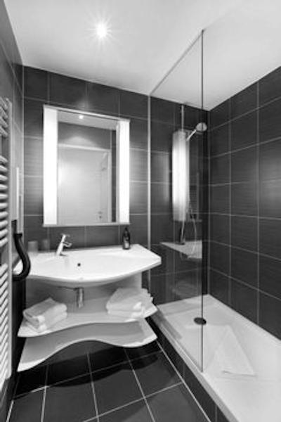 اداجیو وینا سیتی