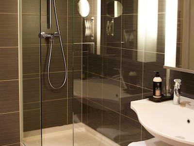 اداجیو وینا سیتی