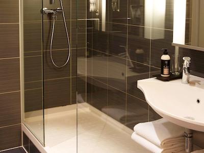 اداجیو وینا سیتی