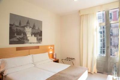 بی سی ان آربن هتل گران دوکات