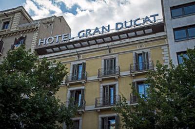 بی سی ان آربن هتل گران دوکات