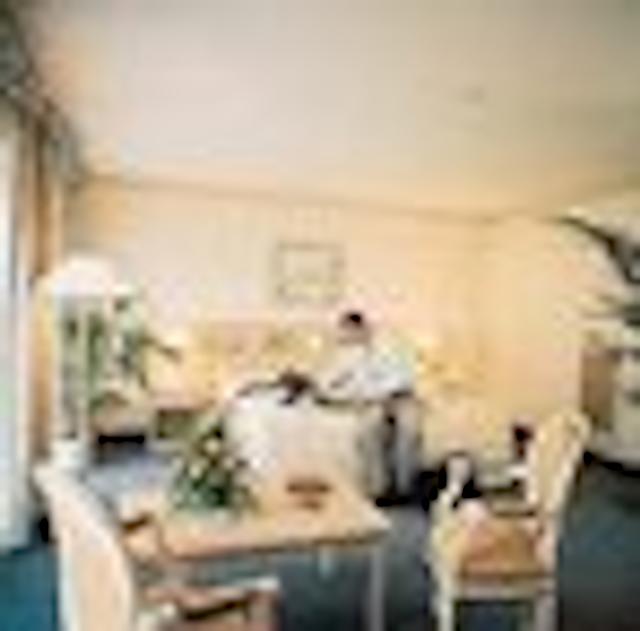 کراون پلازا د پیتر