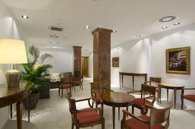 کراون پلازا د پیتر