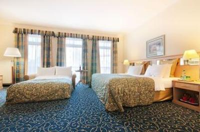 کراون پلازا د پیتر