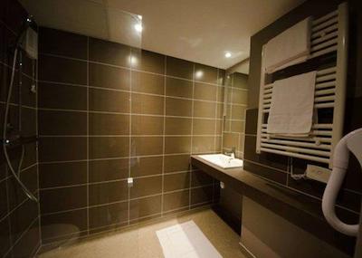 کامفورت سوئیتس لیون است یورکسپو