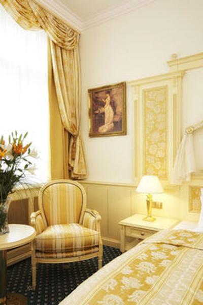 بست وسترن پرمیر رویال پال