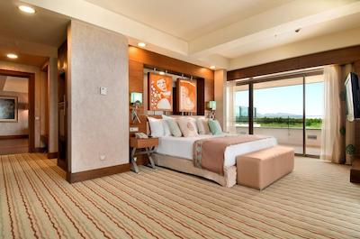 هیلتون دالامان ساریگرم ریزورت اند اسپا