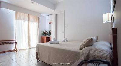 اپیداورس هتل