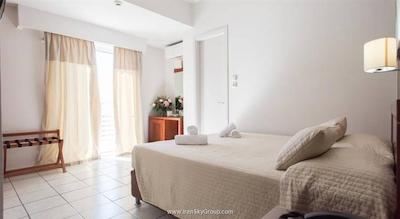 اپیداورس هتل