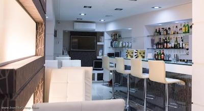 اپیداورس هتل