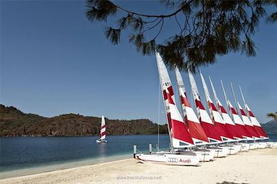 دی ماریس بی (دی-هتل ماریس سابق)