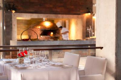 دی ماریس بی (دی-هتل ماریس سابق)