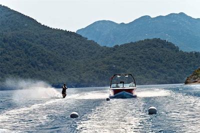 دی ماریس بی (دی-هتل ماریس سابق)