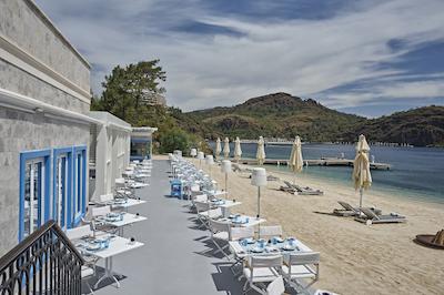 دی ماریس بی (دی-هتل ماریس سابق)