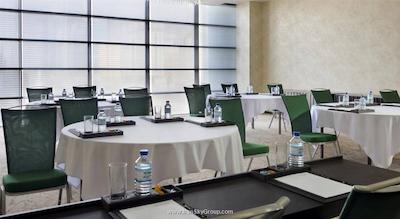 سوترن سان هتل ابوظبی