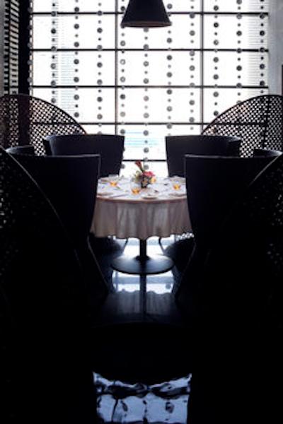 سوترن سان هتل ابوظبی