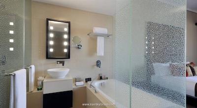 سوترن سان هتل ابوظبی