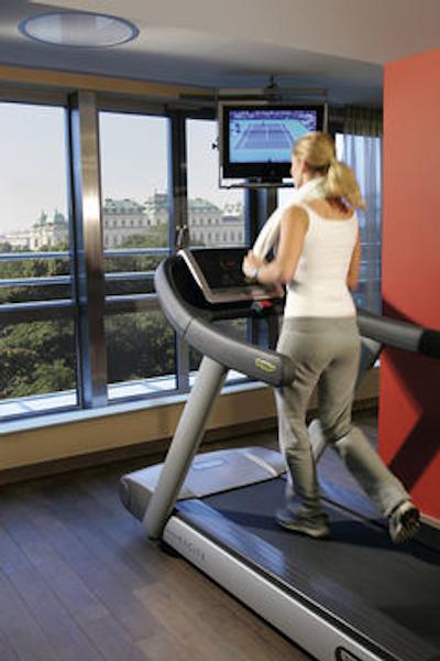 لیندنر هتل ام بلودر