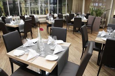 لیندنر هتل ام بلودر