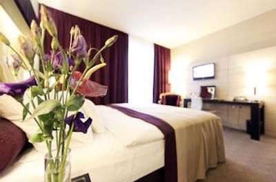 لیندنر هتل ام بلودر