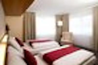 آستریا ترند بوسی