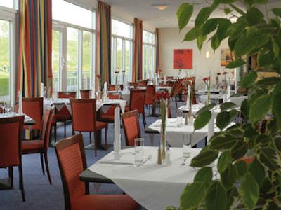 آستریا ترند بوسی