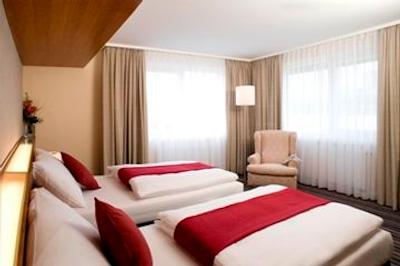 آستریا ترند بوسی