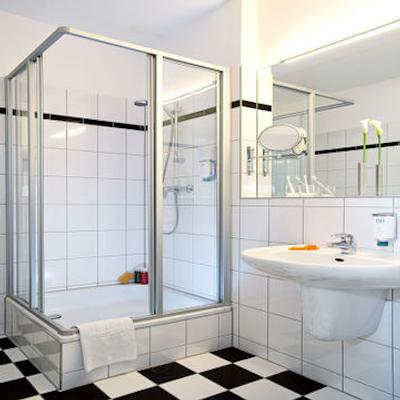 ان ‌اچ برلین سیتی وست