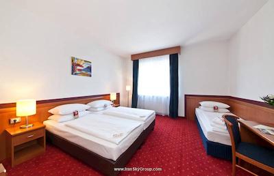 نووم هتل الدیا برلین