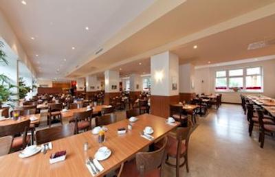 نووم هتل الدیا برلین