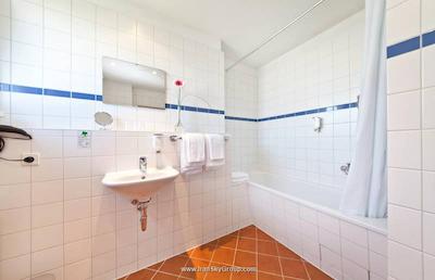 نووم هتل الدیا برلین