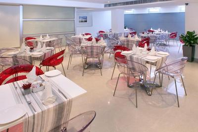 امورگوس بوتیک هتل