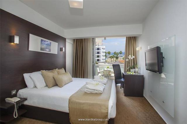 امورگوس بوتیک هتل