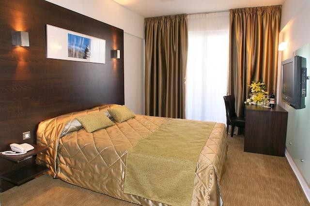 امورگوس بوتیک هتل