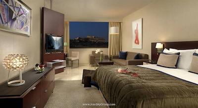 آتناوم اینترکنتینانتال