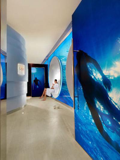 آتناوم اینترکنتینانتال