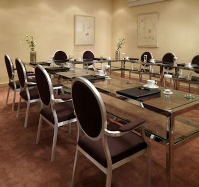 آتناوم اینترکنتینانتال