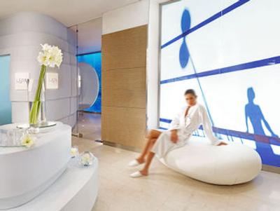 آتناوم اینترکنتینانتال