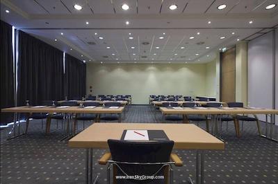 اینترسیتی هتل دوسلدرف