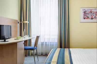 اینترسیتی هتل دوسلدرف