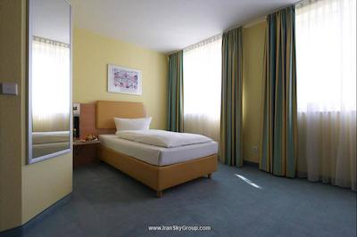 اینترسیتی هتل دوسلدرف