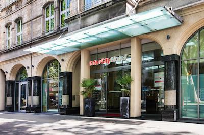 اینترسیتی هتل دوسلدرف