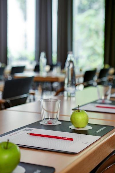 اینترسیتی هتل دوسلدرف