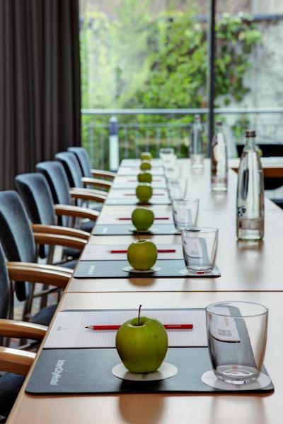 اینترسیتی هتل دوسلدرف