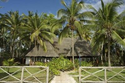 بلوبی بیچ ریزورت اند اسپا